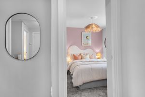 Photo 16- click for photo gallery